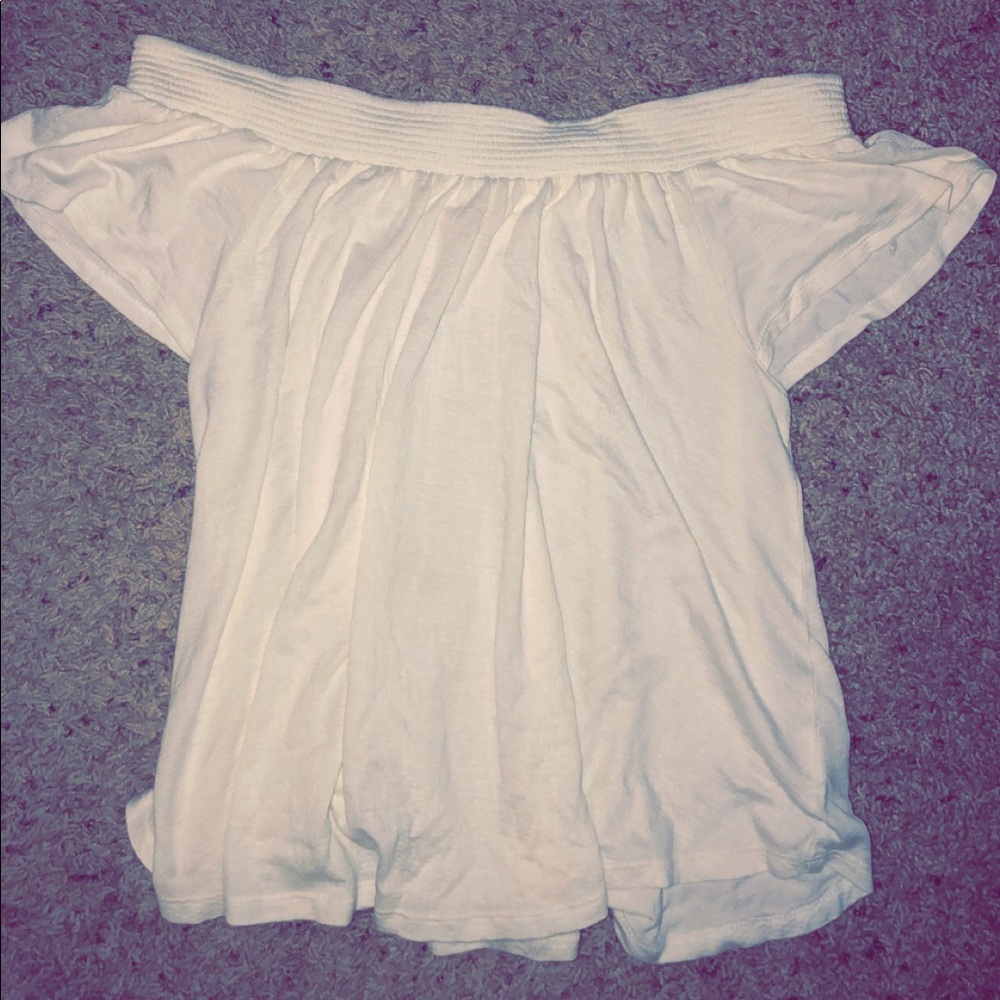Off the shoulder pearl white shirt !